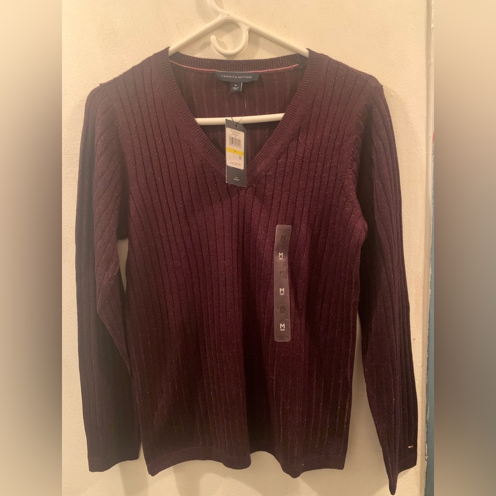 Tommy Hilfiger burgundy sweater size medium brand new with tags